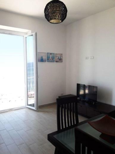 Waterfront Apt Ladispoli Exterior foto